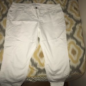 White ankle jeans